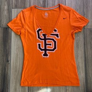 SF Giants V neck tee